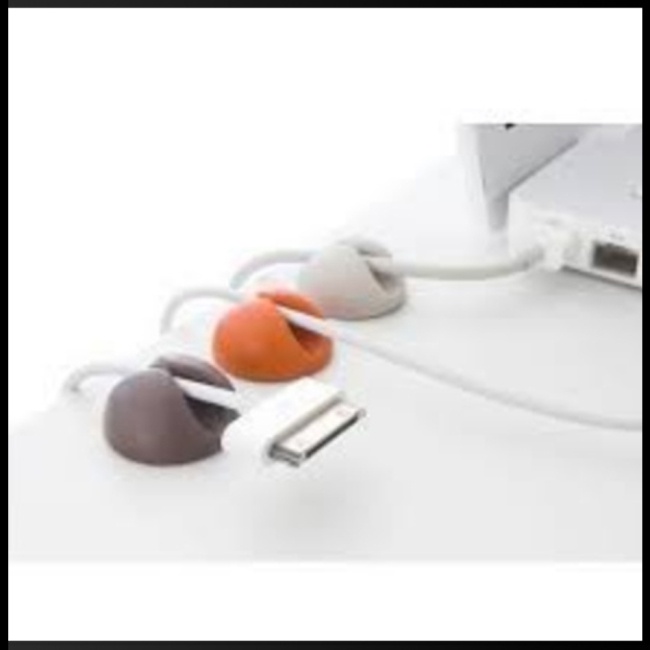 Zevaret Kẹp Cao Su Cố Định Dây Cáp Usb Thông Dụng (Màu Sắc Ngẫu Nhiên)