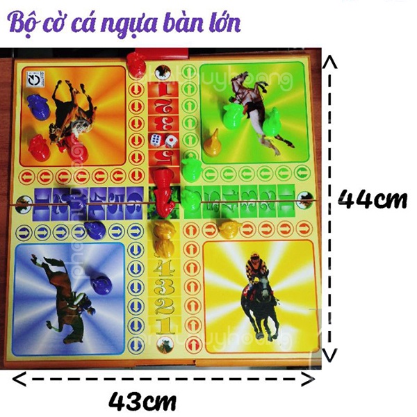 Bộ cờ cá ngựa có hộp bàn nhựa cứng chất lượng cao giá tốt - Phát Huy Hoàng