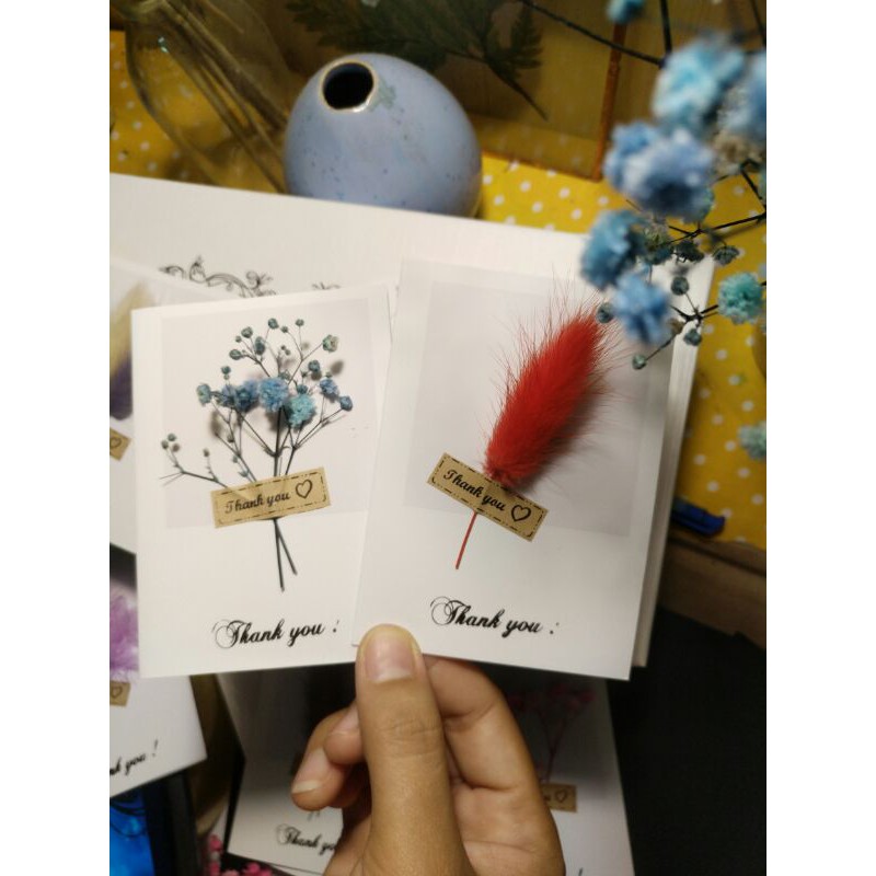 Thiệp hoa baby khô xinh xắn