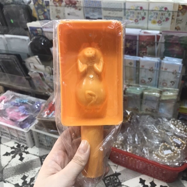 Khuôn bánh Trung thu gõ hình heo nhựa cao cấp Vĩnh Trường 50gr,75gr,100gr