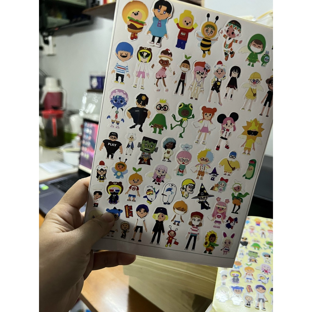 Combo 5 móc khóa play together tặng kèm 1set hình dán sticker 55 miếng dán nhân vật game