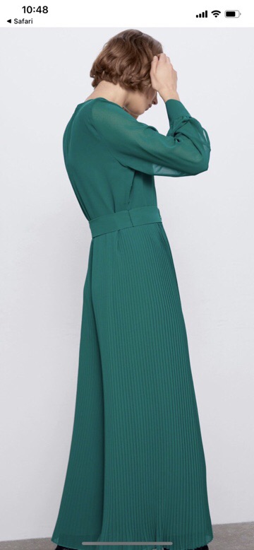 Bộ jumpsuit quần xếp ly - form rộng