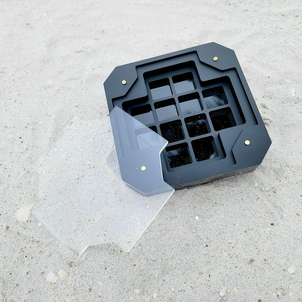 Artisan Box/Tray - Hộp trưng bày Keycap Artisan - Mica cắt bằng Laser