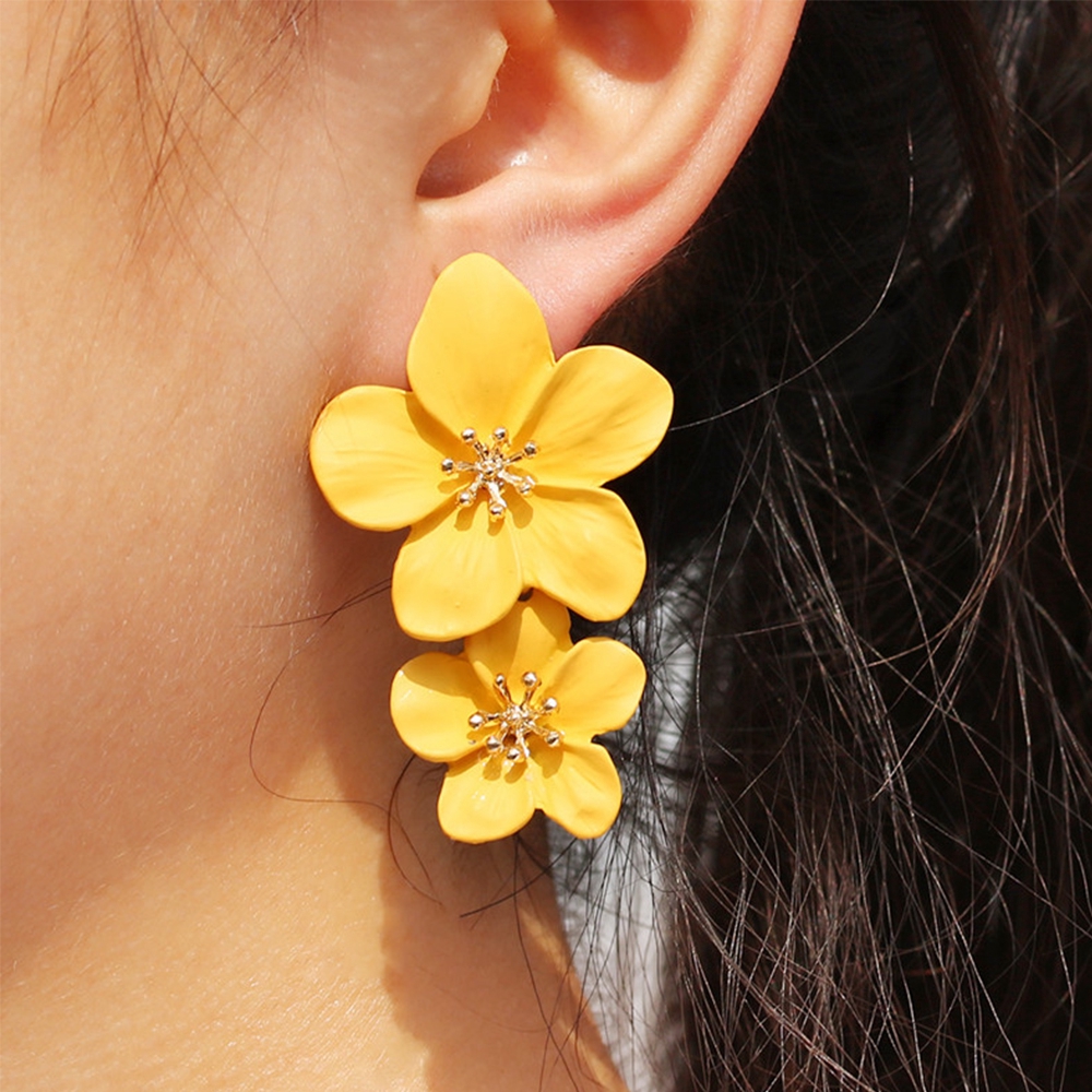 Hoa Tai Dáng Dài Phối Tua Rua Phong Cách Bohomian