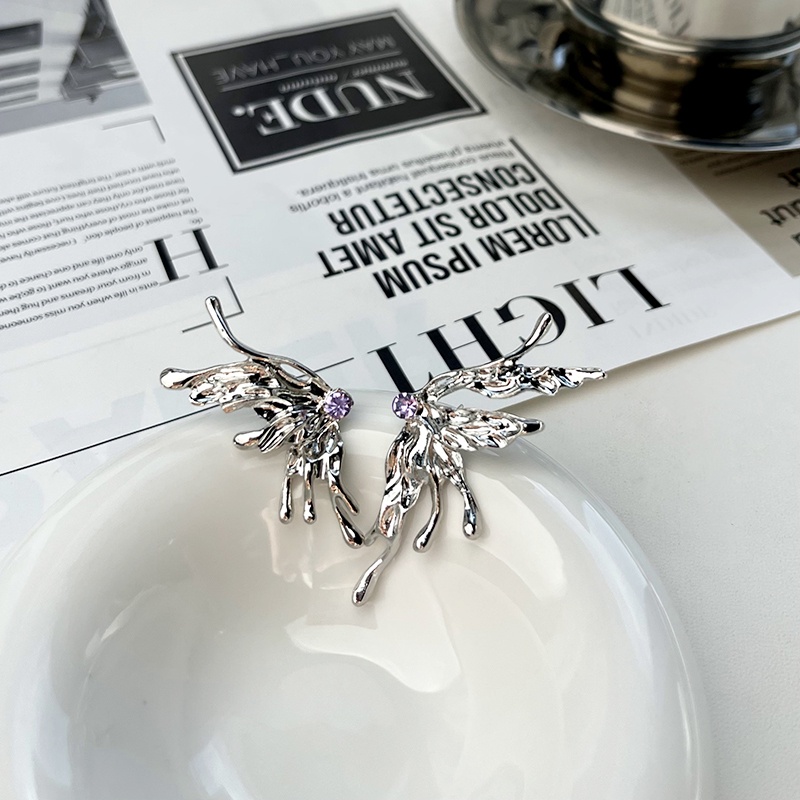 Khuyên Tai Hình Bướm Đính Đá Sang Trọng Cho Nữ