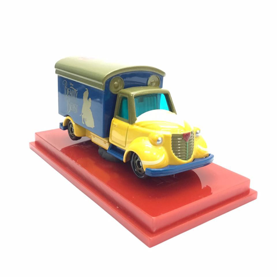 Tomica Mô Hình Nhân Vật Người Đẹp Và Quái Vật Độc Đáo