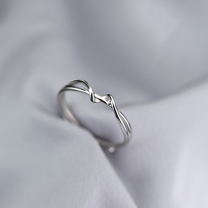 Simple and Beautiful Twisted Ring Student Summer Jewelry