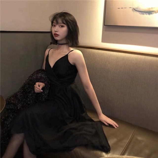 Váy 2 dây đi tiệc sang chảnh