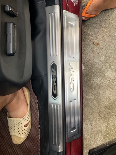 Ốp bậc cửa, nẹp bước chân trong, ngoài xe Honda CR-V, CRV 2018- 2021, 2022 mẫu INOX