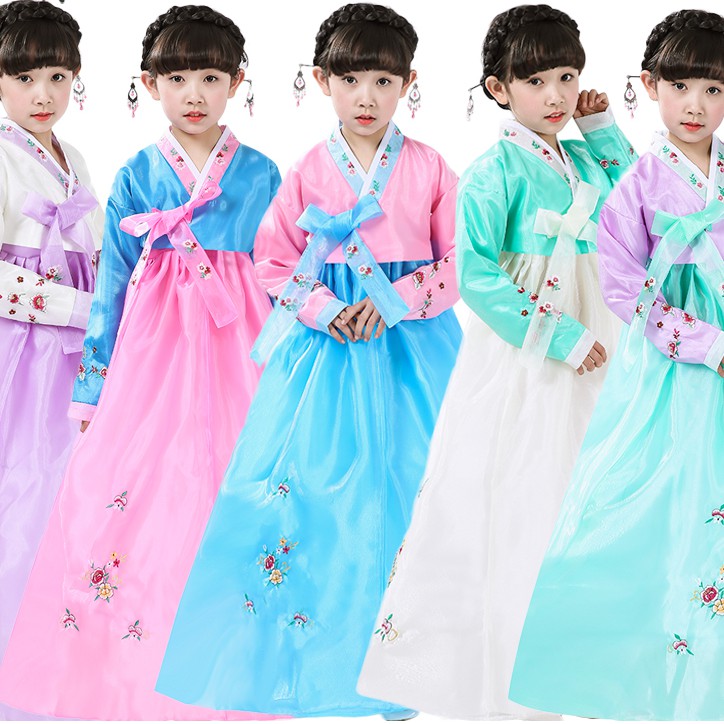 S10. Hanbok thêu hoa cho bé gái-có link cho người lớn. Hàng đặt trước 8 ngày. S10