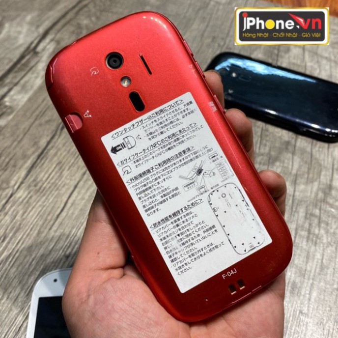 GIẢM SÂU ĐIỆN THOẠI NHẬT GIÁ RẺ FUJITSU F04J S625-2GB LTE ,NGHE GỌI ,LIÊNQUÂN,FF,PUBG CHỐNG CHÁY TỐT GIẢM SÂU