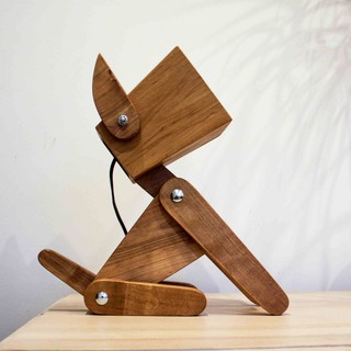 ĐÈN ĐỂ BÀN GỖ HANDMADE CHÚ CHÓ