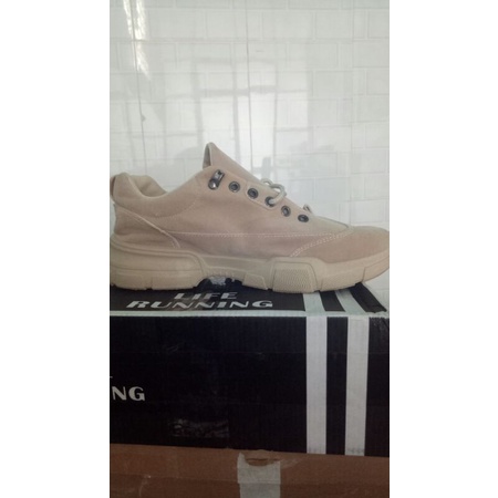 Giày new nam nữ pass giá rẻ