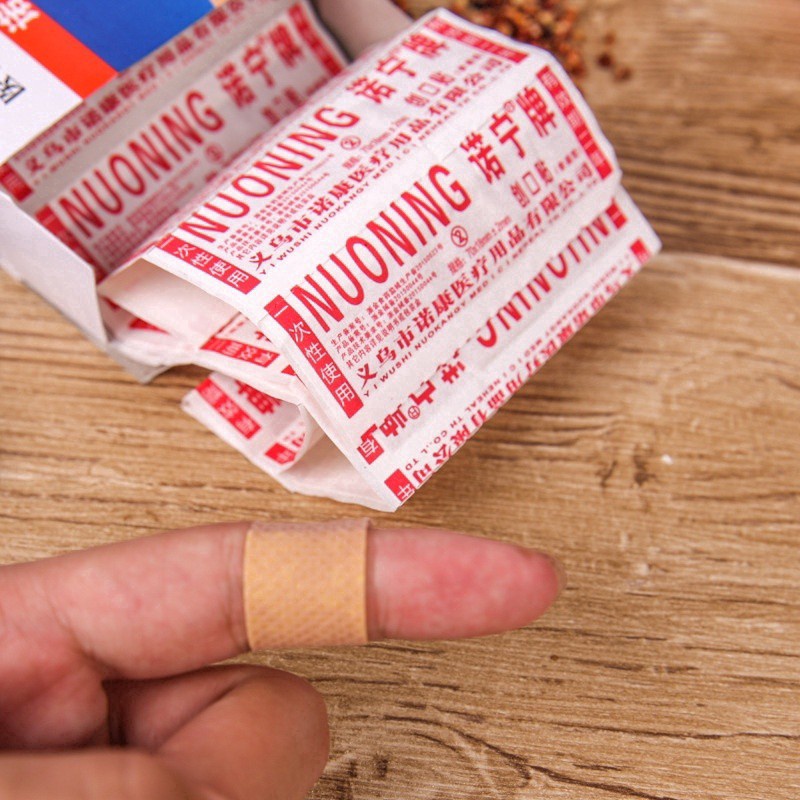 Set 50 băng cá nhân dán vết thươn