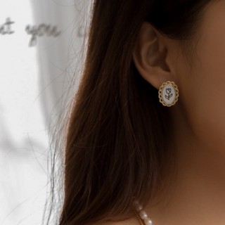 Bộ sưu tập khuyên vintage