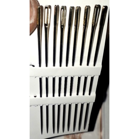 3 chiếc lẹm (kim to) dùng trong may vá đuôi vàng bằng thép không gỉ