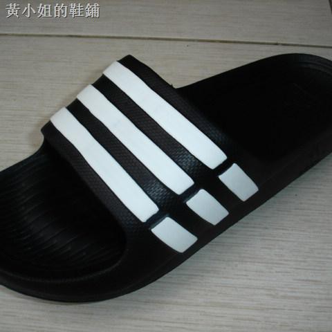 Giày Sandal 3 Sọc Thời Trang Dạo Phố Sành Điệu