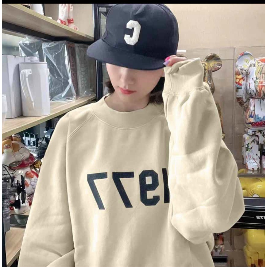 Áo Sweater Nữ 1977 Chất Nỉ Mềm Mịn Không Nón Form Rộng Che Nắng Chắn Gió Thiết Kế Đẹp Mắt Hot Trend NEW UNISEX