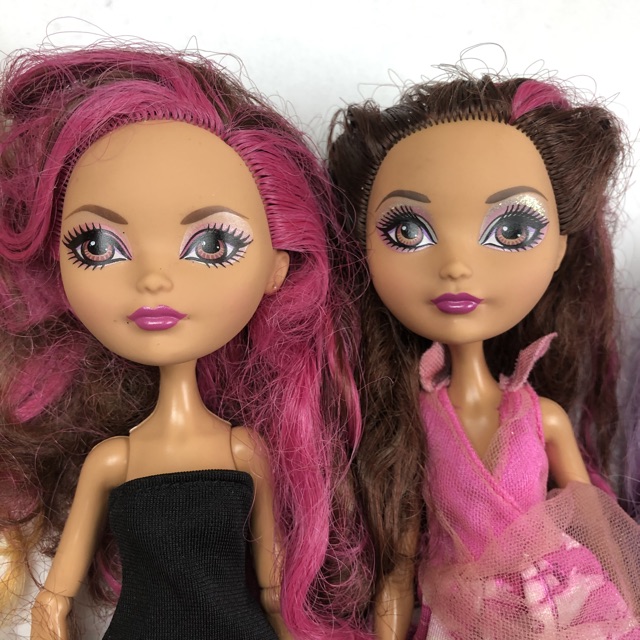 EAH búp bê everafter high