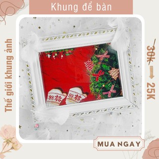 Khung ảnh cỡ 13x18 để bàn tiệc cưới viền hoa văn đẹp