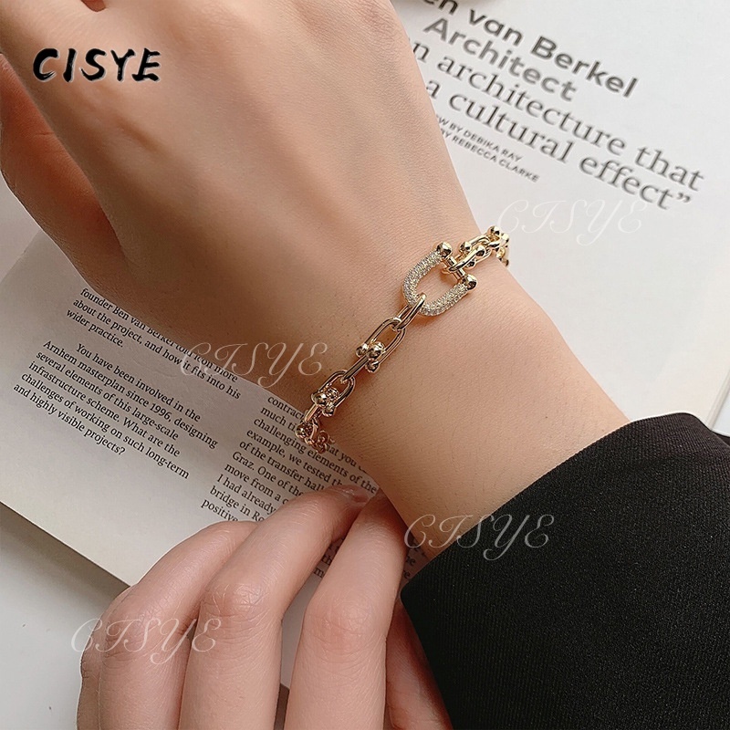 Vòng tay kim loại mặt chữ U đính đá 1 tặng 1 thời trang