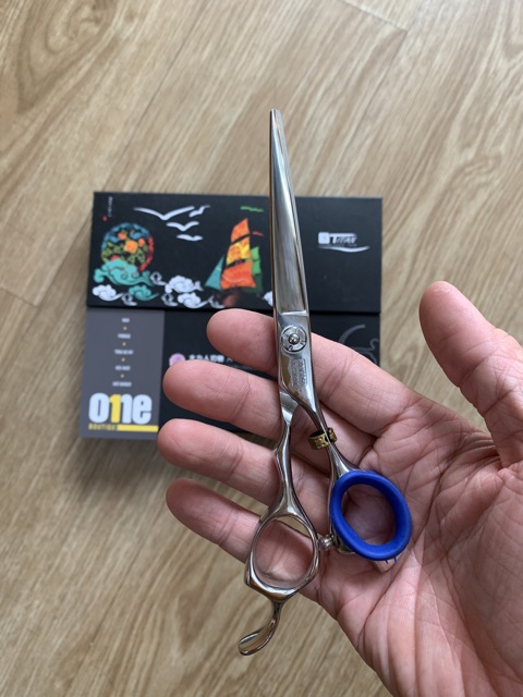 KÉO CẮT TÓC TITAN AT-03 chuyên dùng cho barber / salon