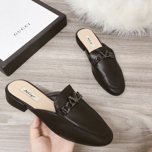 Giày sục da mịn khuy xích đen vàng