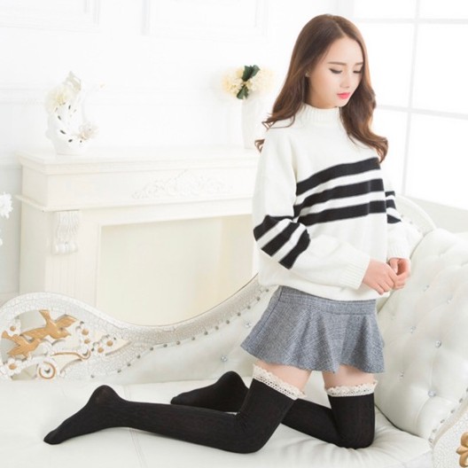 Tất Lolita Cổ Cao Gân Ren Size Đùi