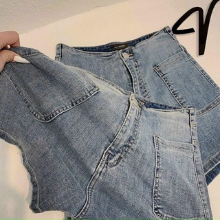 Quần sooc jeans đáp 2 túi cạp siêu cao