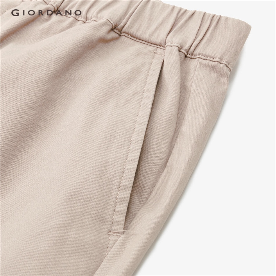 Quần ống côn nữ GIORDANO 05422072 dài đến mắt cá chân xếp ly co giãn