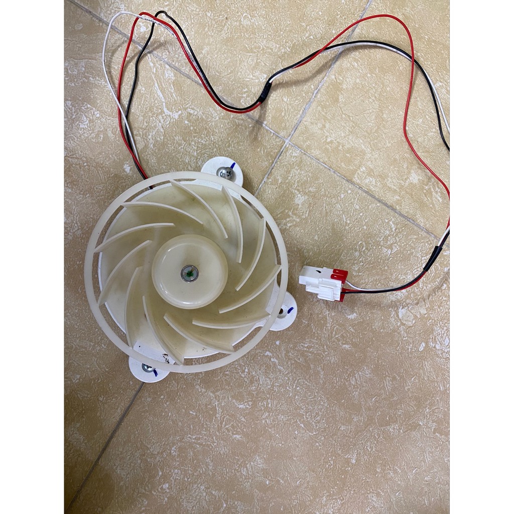 QUẠT TỦ LẠNH SAMSUNG MÀU TRẮNG HÀNG HÃNG