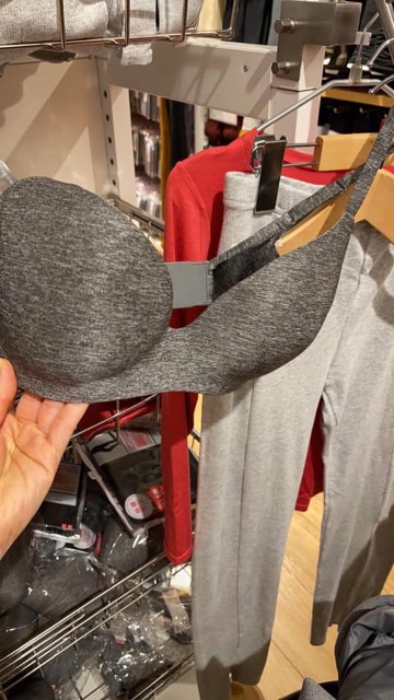 ÁO LÓT UNIQLO Loại Cài Sau Auth