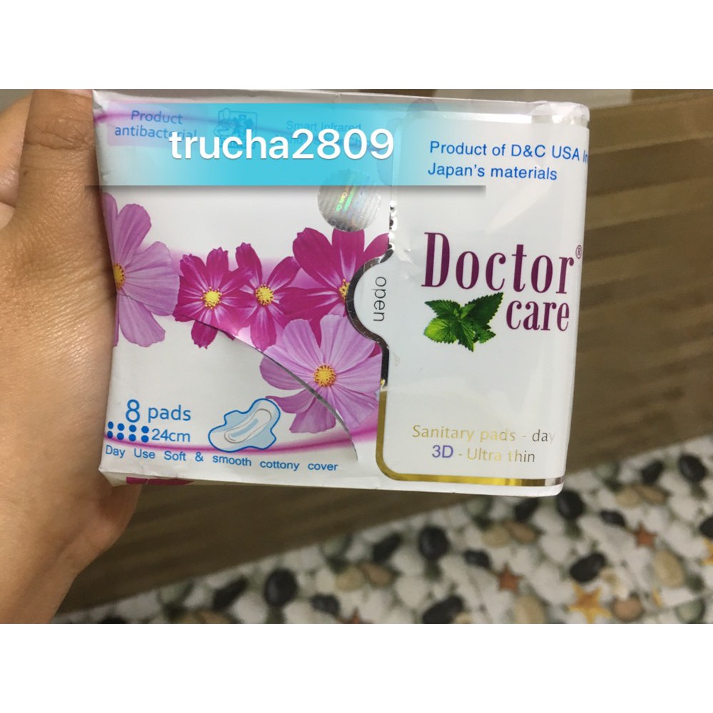 Băng vệ sinh Doctor care 8 miếng có cánh mát lạnh