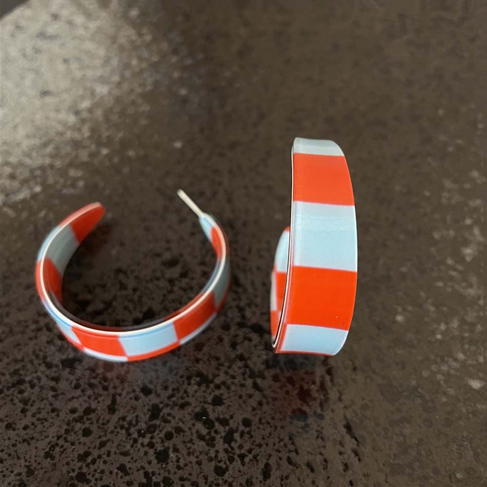 2 Khuyên Tai Tròn Họa Tiết Sọc Caro Nhiều Màu Sắc Thời Trang Cho Nữ