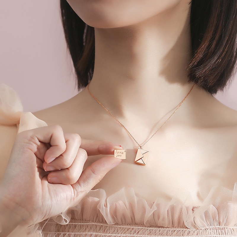 Dây chuyền CDE Fingers Print Letter Pendant CDE6029 - Khắc tên theo yêu cầu