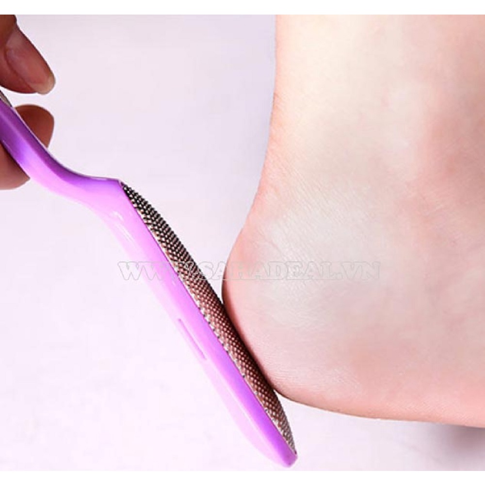 Chà gót chân với cây cọ 2 trong 1 làm sạch tế bào chết làm đẹp