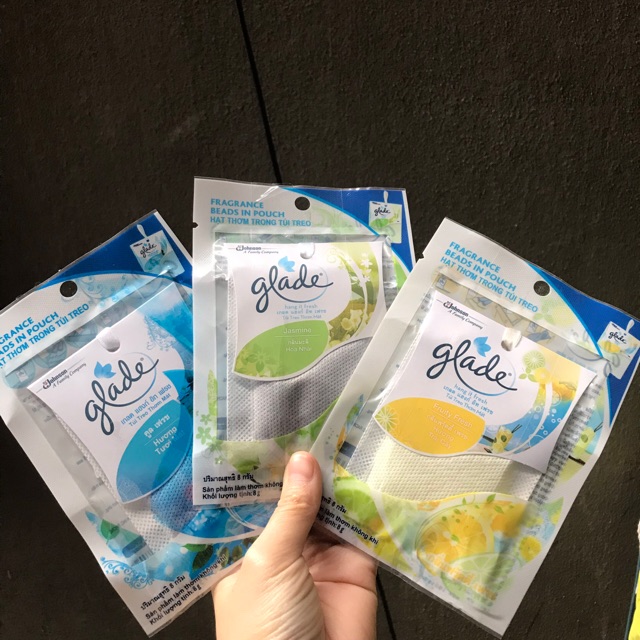 TÚI TREO THƠM MÁT GLADE 8G ĐỦ MÙI HƯƠNG