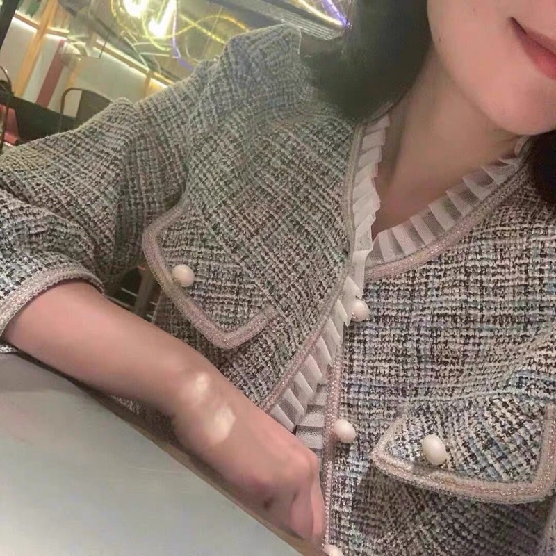 Áo dạ Tweets viền bèo dáng ngắn siêu xinh