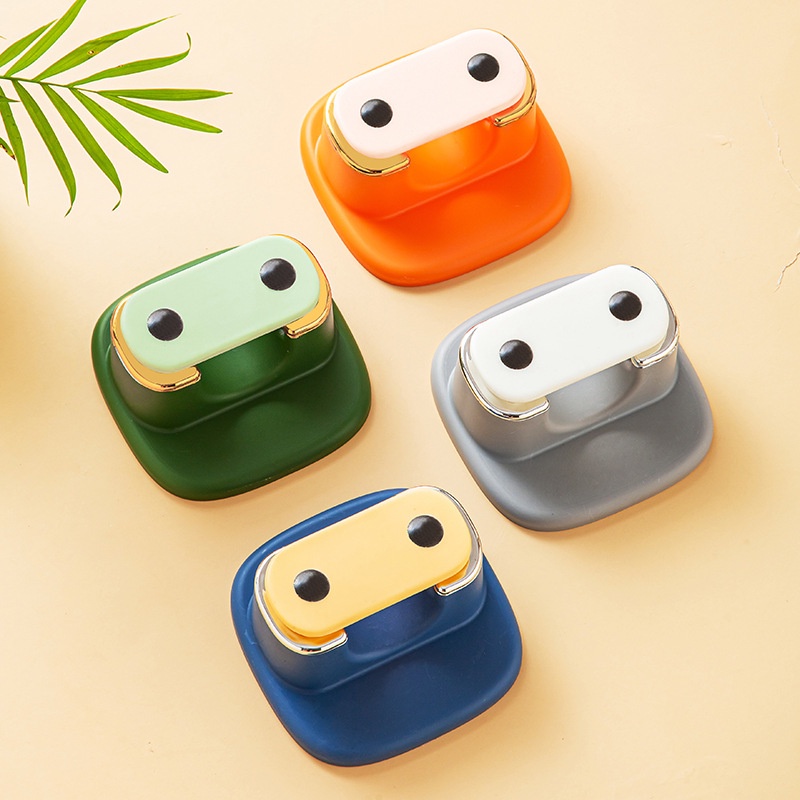 Móc Treo Cây Lau Nhà Gắn Tường Họa Tiết Hoạt Hình