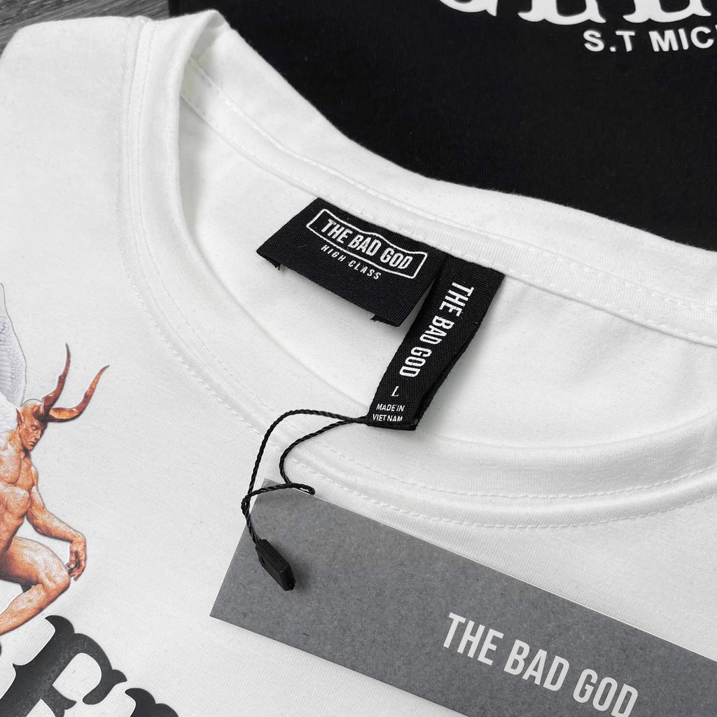 Áo thun tay lỡ The Bad God Angel Devil | BigBuy360 - bigbuy360.vn