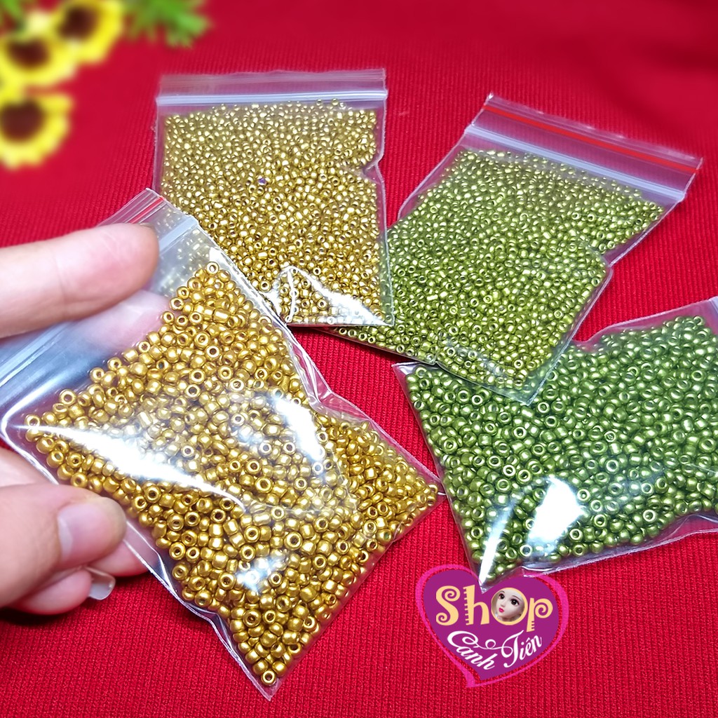 50gr (2000 - 3000 hạt) Cườm Tròn 2mm, 3mm Nhũ Đậm nhiều màu Trang trí Thủ công - Hàng Hiếm