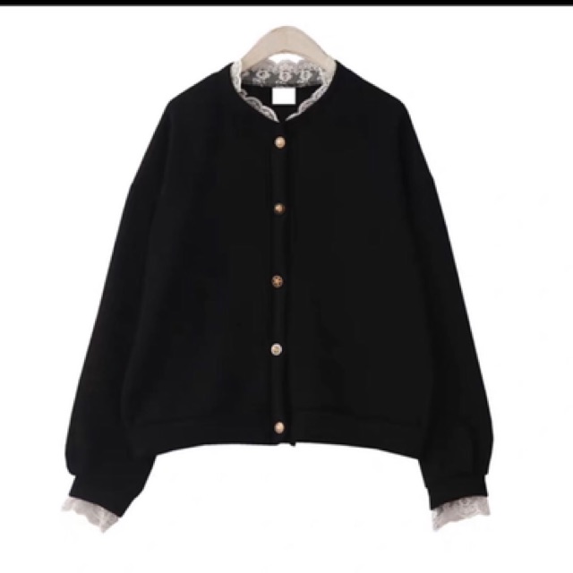 Áo khoác viền ren