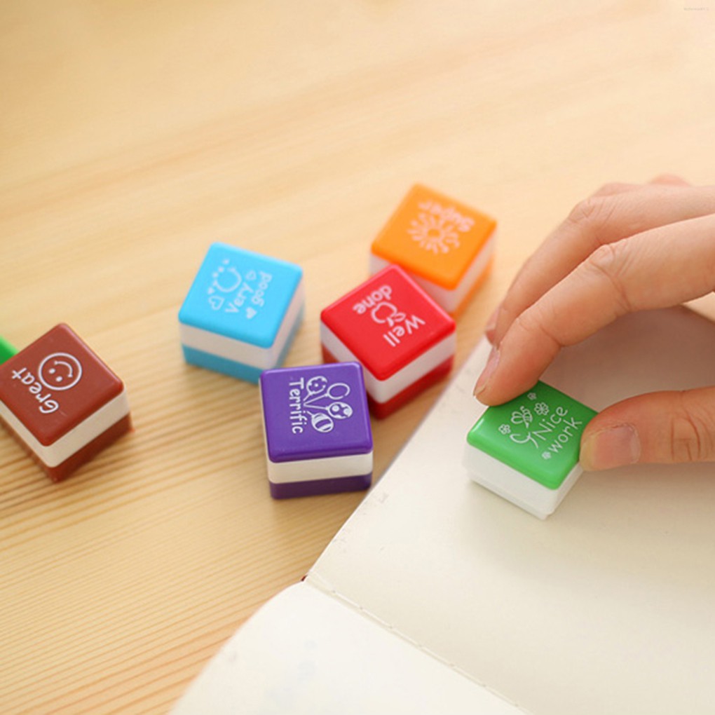 Set 6 Con Dấu In Chữ Tiếng Anh Cho Bé