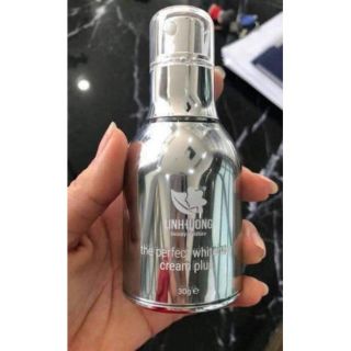 Kem face sữa