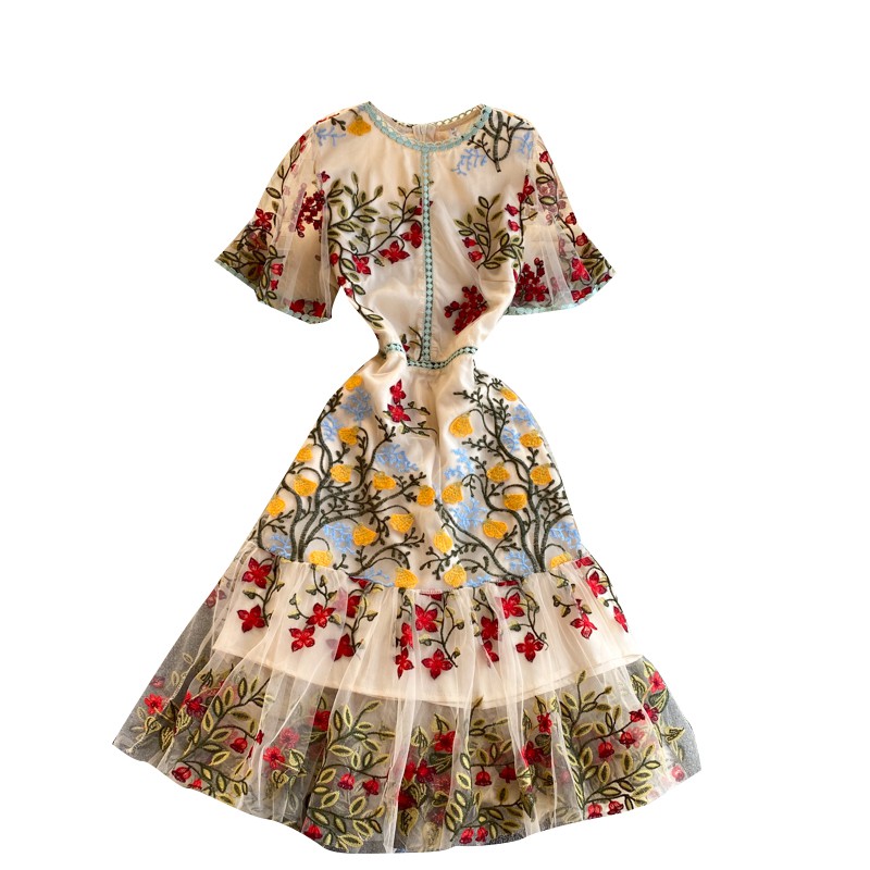 Đầm cổ tròn thêu hoa phong cách sang trọng thiết kế cao cấp  030321