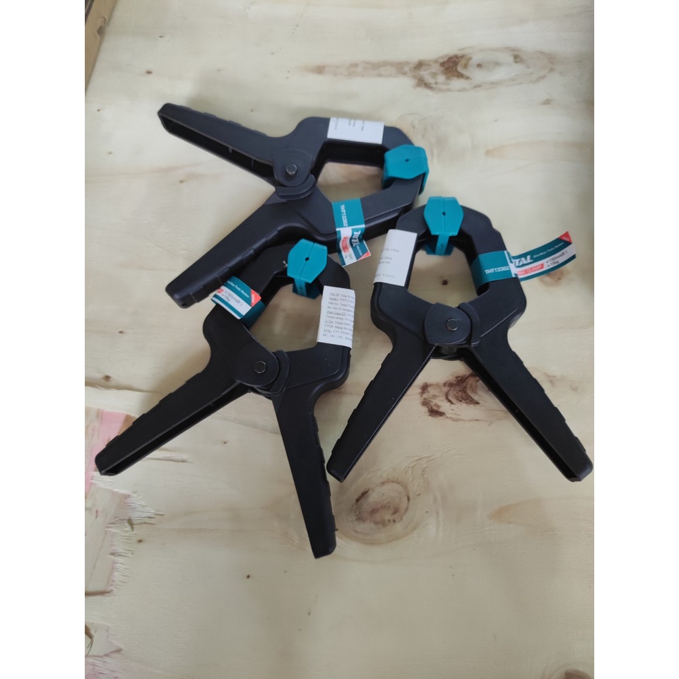 Kẹp gỗ chữ A 4-6” Cao Cấp Total THT13362