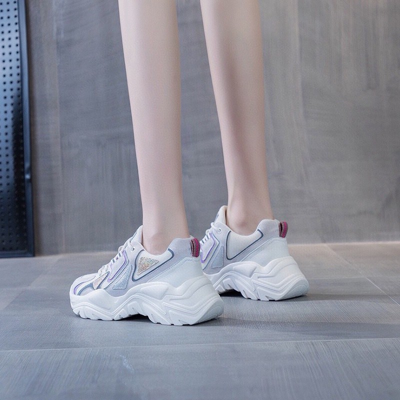 Giày nữ,giày thể thao độn đế kiểu dáng thời trang viền nhũ lấp lánh siêu đẹp | BigBuy360 - bigbuy360.vn