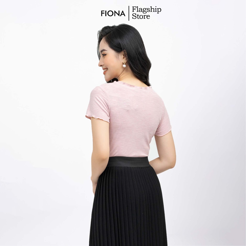 Áo thun nữ dáng ôm Fiona cổ v nẹp kẹp bèo đính cúc trang trí F522168