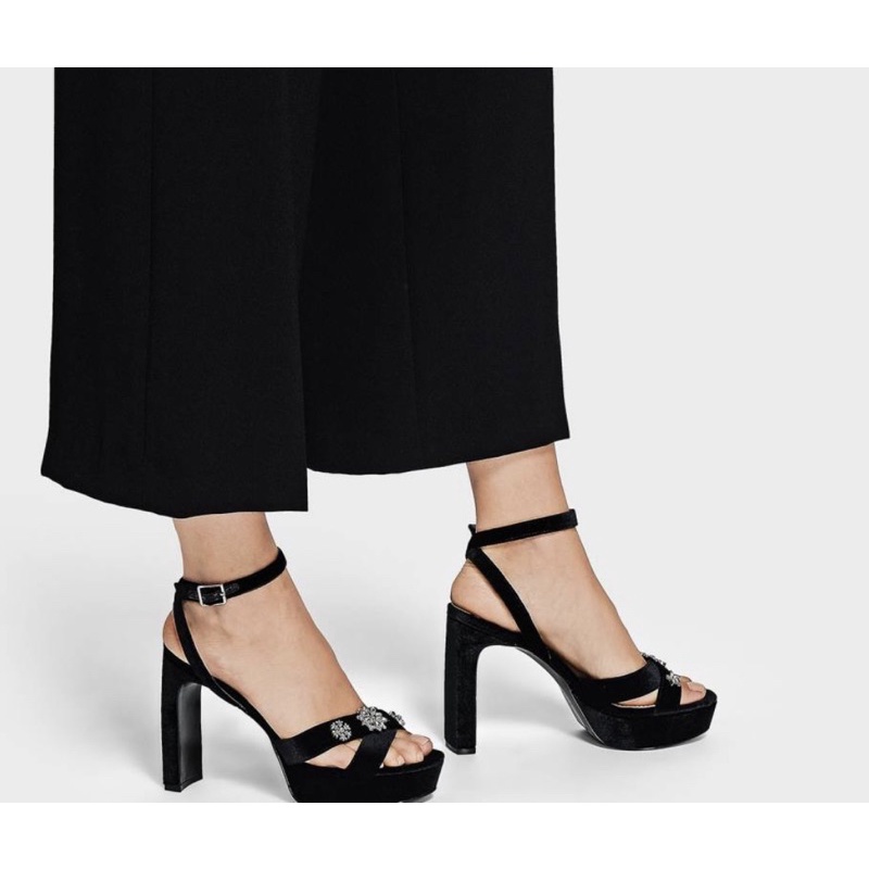 Giày cao gót nữ CHARLES & KEITH size 36