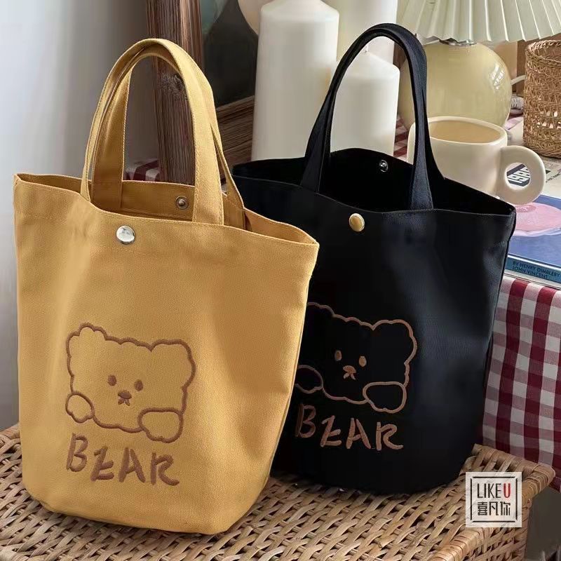 Túi tote vải Hàn Quốc có túi zip bên trong Túi Xách Canvas Cỡ Lớn Thêu Hình Gấu Phong Cách Nhật Bản Cho Nữ